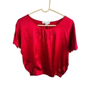 See By Chloe Red 100% Silk Short Sleeve Blouson Blouse Top Womens Size 4